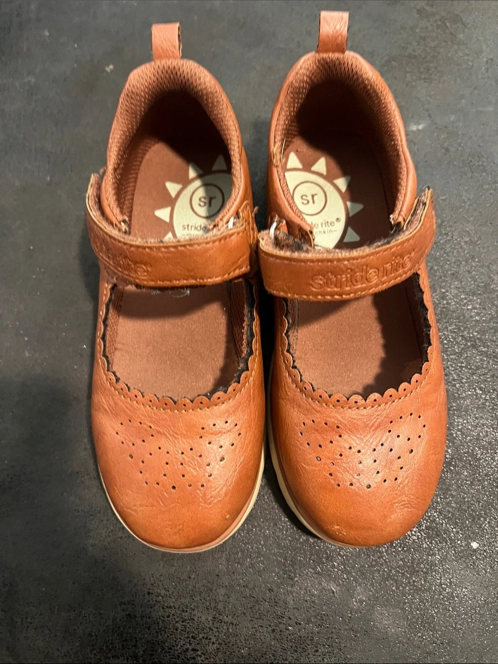 Stride Rite Toddler Girls Tan Mary Jane Shoes Size 11